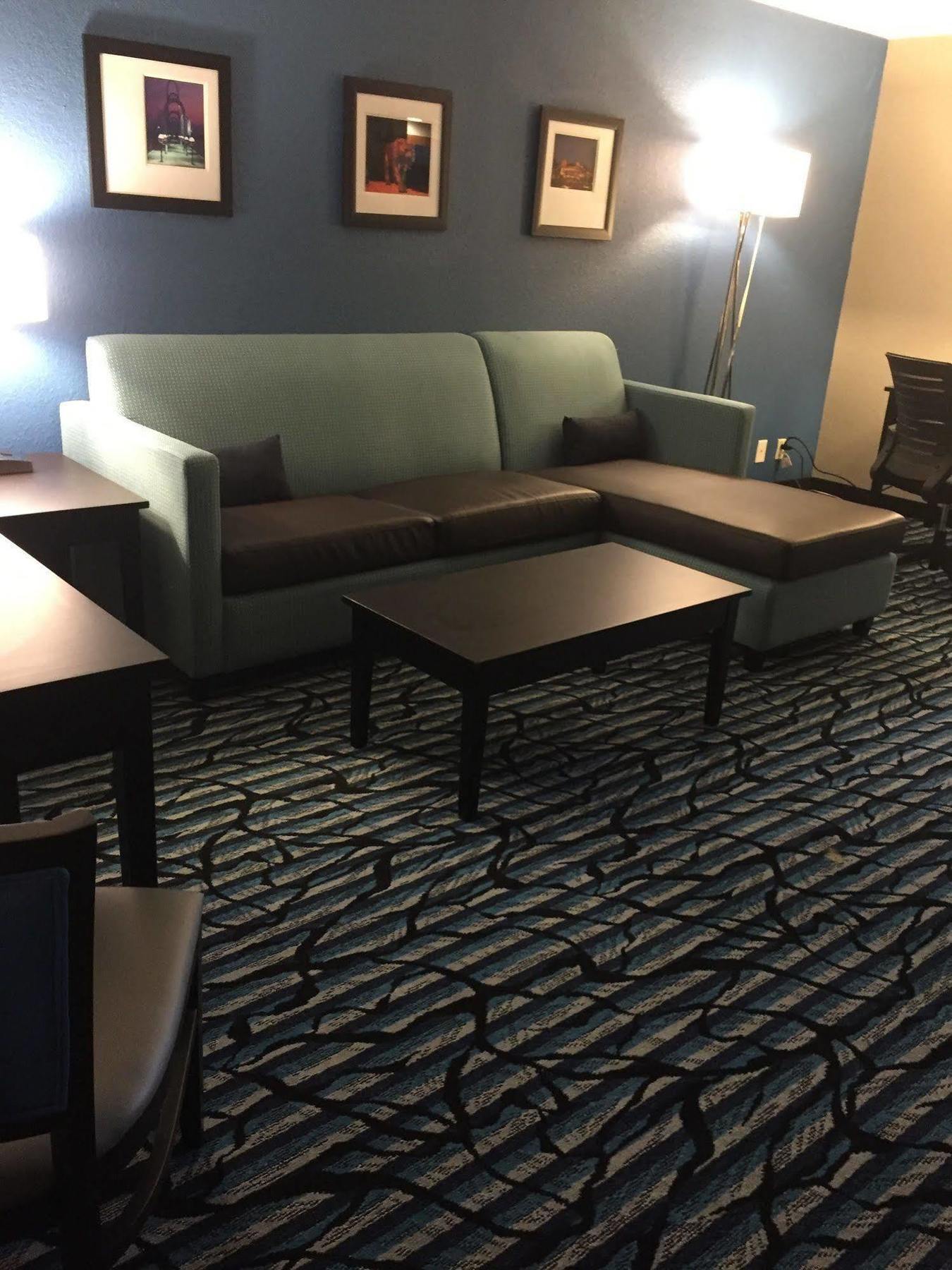 Comfort Suites University 巴吞鲁日 外观 照片