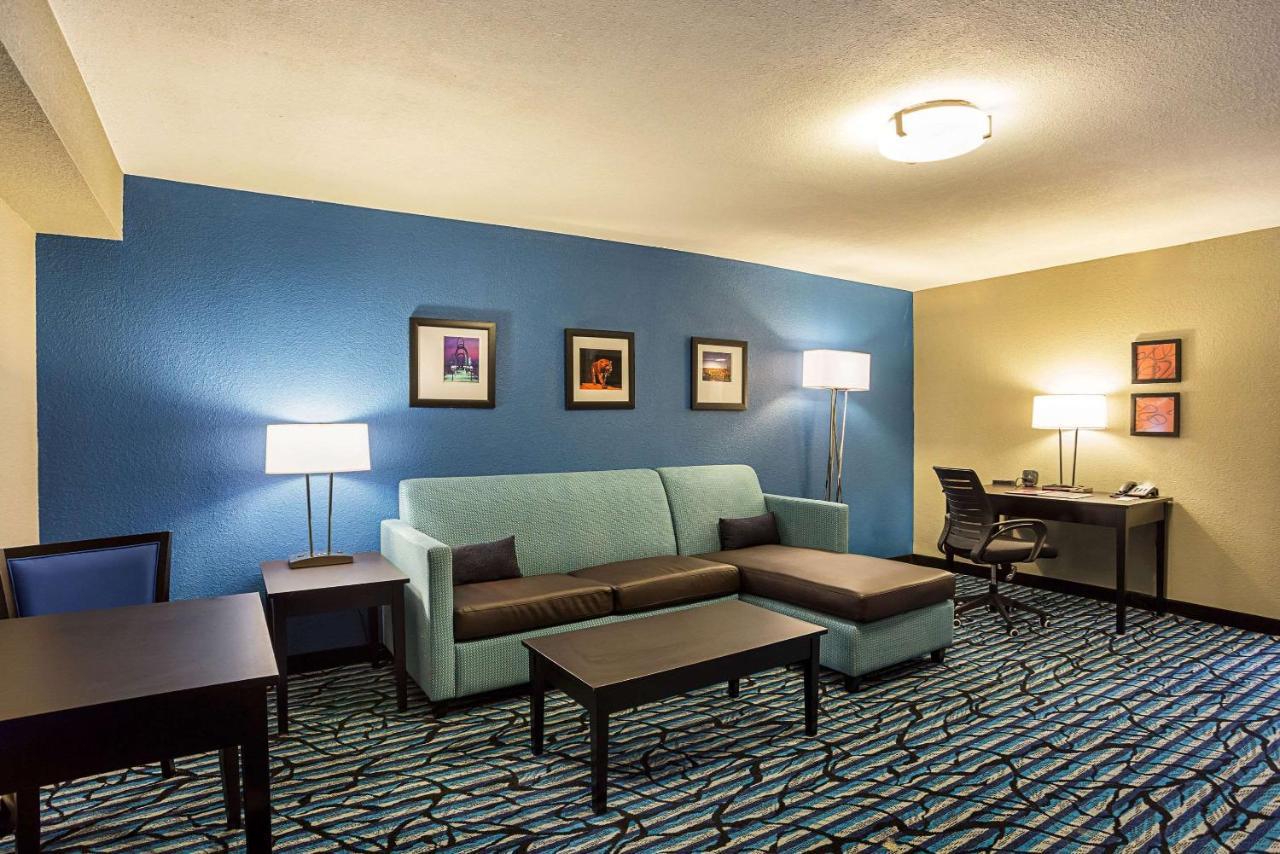 Comfort Suites University 巴吞鲁日 外观 照片