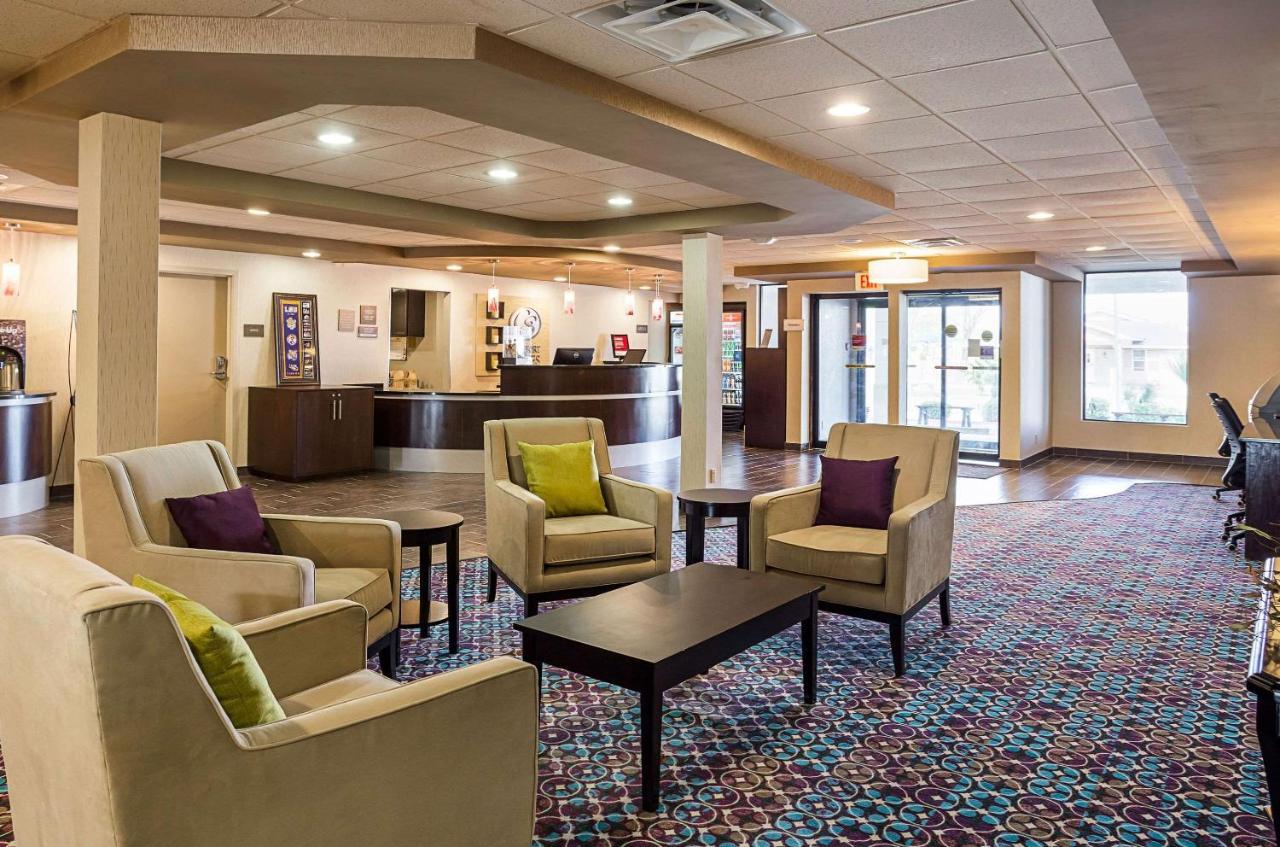 Comfort Suites University 巴吞鲁日 外观 照片